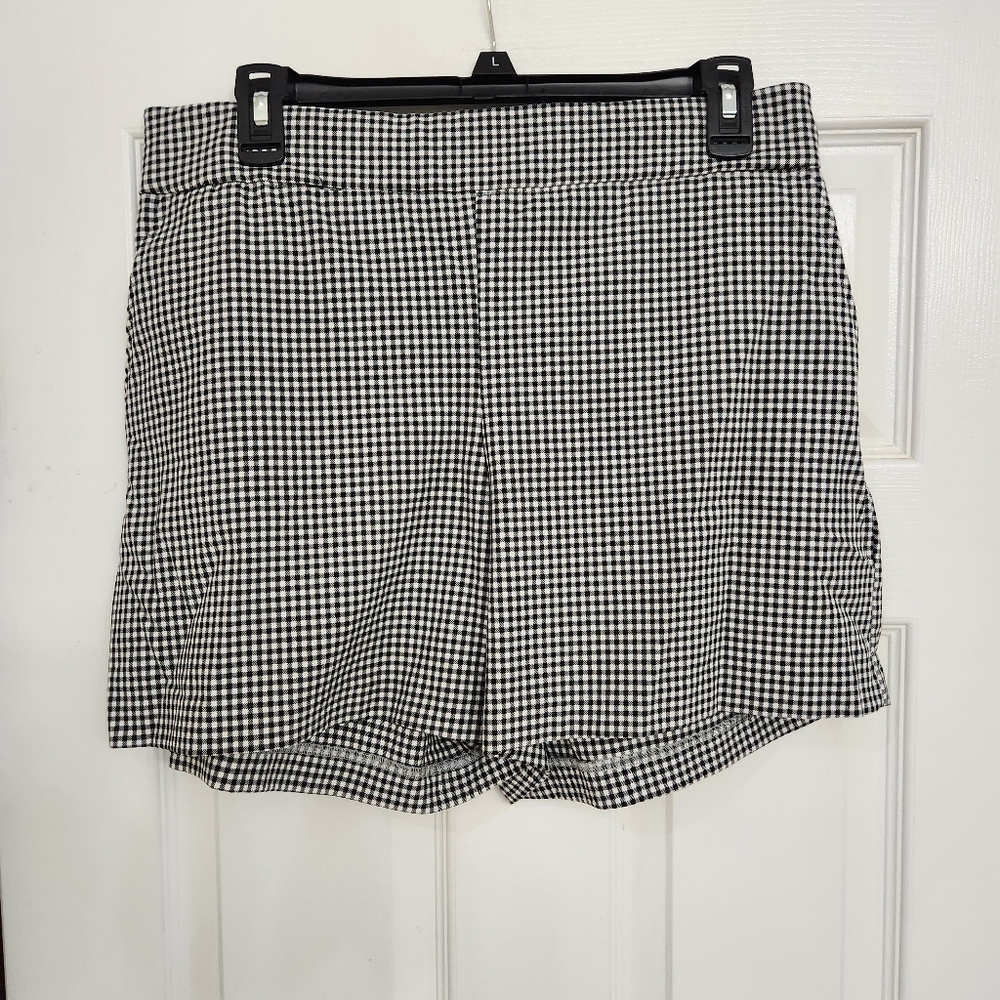 Rachel Zoe Black and White Checkered Gingham High Rise Stretch Waist Shorts
